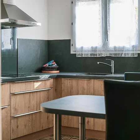 Maison De 4 Pers Jardin Agreable - Sur 別荘