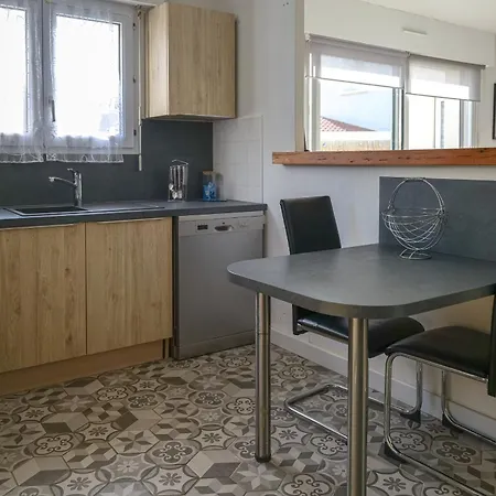 Maison De 4 Pers Jardin Agreable - Sur *