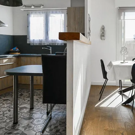 Maison De 4 Pers Jardin Agreable - Sur *